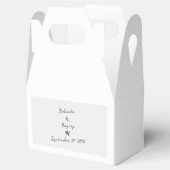 Minimalistische script handgeschreven typografie T Bedankdoosjes (Geopend)