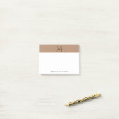 Minimalistische script metalen taupe gouden monogr post-it® notes (Op bureau)