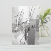 Minimalistische script plat bedankkaart foto kaart (Staand voorkant)