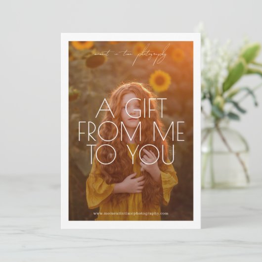 Minimalistische scriptfotografie cadeaubon (Staand voorkant)