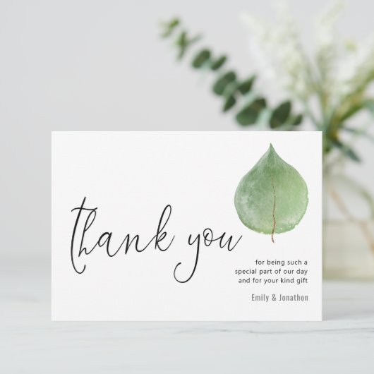 Minimalistische Single Eucalyptus Leaf Script Foto Bedankkaart (Staand voorkant)