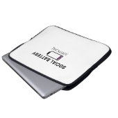 Minimalistische Sociale Batterij Laag Typografie 1 Laptop Sleeve (Voorkant onderkant)