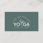 Minimalistische Soft Green Pink Simple Yoga Studio Visitekaartje (Voorkant)