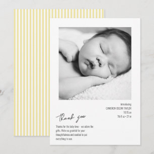 Minimalistische streep babyfoto geel geboorte aank bedankkaart