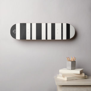 Minimalistische strepen van zwart en wit persoonlijk skateboard