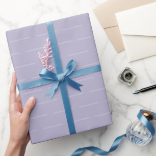 Minimalistische subtiele lijnen op pastelpaars cadeaupapier