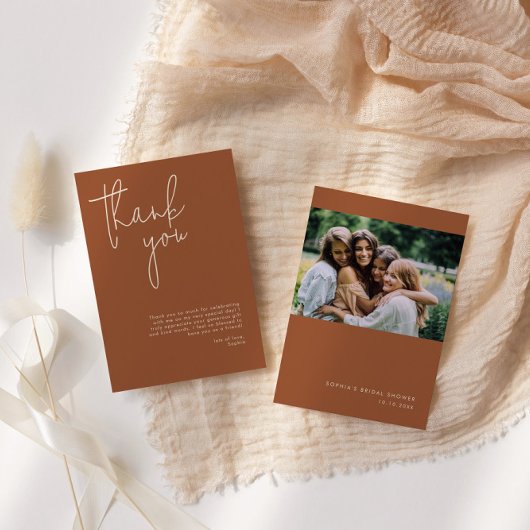 Minimalistische Terracotta Bruidsmeisjesuitnodigin Bedankkaart