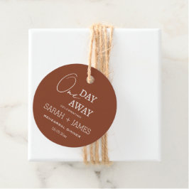 Minimalistische Terracotta Eén Dag Voor De Trouwda Bedankjes Labels