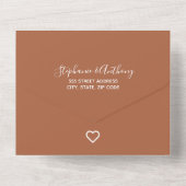 Minimalistische terracotta Heart Wedding All In One Uitnodiging (Achterkant)