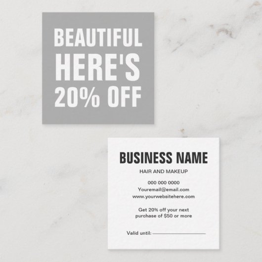 Minimalistische trendy simpele moderne grijs kortingskaartje (Voorkant / Achterkant)