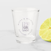 Minimalistische trouwdatum Mauve ID889 Shot Glas (Voorkant)