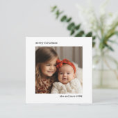 Minimalistische Typewriter Vrolijke Kerstfoto Feestdagenkaart (Staand voorkant)