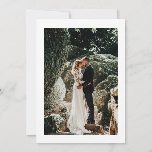 Minimalistische Typografie Budget Bruiloft Uitnodi Kaart (Achterkant)