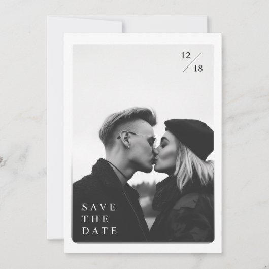 Minimalistische typografie foto bruiloft Save the  Kaart (Voorkant)