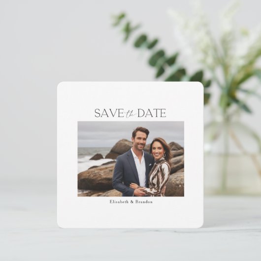 Minimalistische typografie moderne landschapsfoto save the date (Staand voorkant)