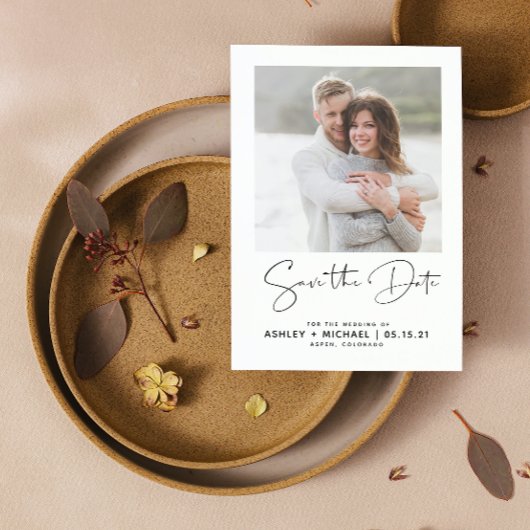 Minimalistische Typografie QR Code Zwart-wit Foto Save The Date