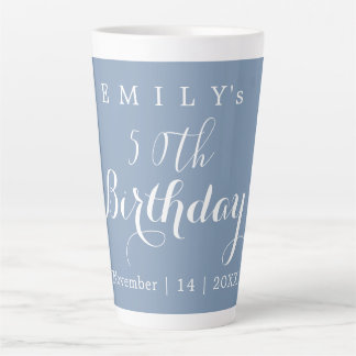 Minimalistische typografie verjaardagsfeest ontwer latte mok