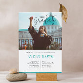 Minimalistische uitnodiging voor fotoafstudeerfees