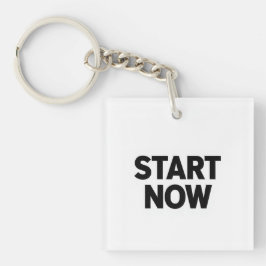 Minimalistische vetgedrukte start nu tekst sleutelhanger