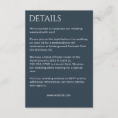 Minimalistische vetgedrukte tekst markeert bruilof informatiekaartje (Voorkant)