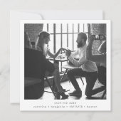 Minimalistische vierkant zwart wit foto moderne br save the date (Voorkant)