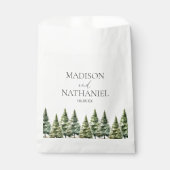 Minimalistische Winter Snowy Pine Tree Forest Wedd Bedankzakje (Voorkant)