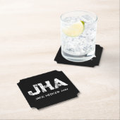 MINIMALISTISCHE WITTE DRIELETTERIGE MONOGRAM NAAM KARTONNEN ONDERZETTERS (Insitu)