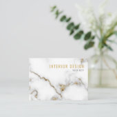 Minimalistische witte en gouden luxe marmer visitekaartje (Staand voorkant)