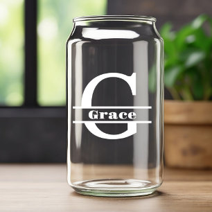 Minimalistische witte letter G-monogram en aangepa Blikvorm Glas
