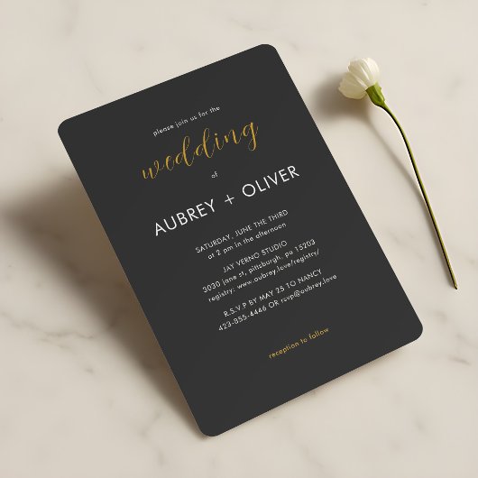 Minimalistische witte op zwarte typografie bruilof kaart