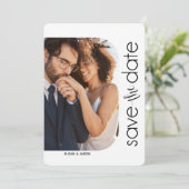 Minimalistische witte zwarte foto bewaar de datum save the date (Staand voorkant)
