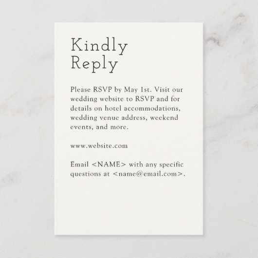 Minimalistische zachte witte bruiloft RSVP kaartje (Voorkant)