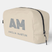Minimalistische Zand Beige Monogram Toilettasje (Rechterhoek)