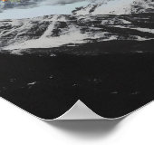 Minimalistische zonsopgang in het berglandschap poster (Hoek)