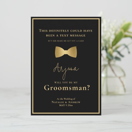 Minimalistische Zwart & Goud Tuxedo Funny Groomsma Kaart (Staand voorkant)
