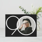 Minimalistische Zwart Wit Aangepaste Foto 90e Verj Kaart (Staand voorkant)