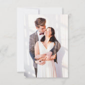 Minimalistische zwart-wit blad moderne QR-code fot RSVP Kaartje (Achterkant)