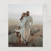 Minimalistische zwart-wit budget bruiloft uitnodig (Achterkant)