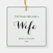 Minimalistische Zwart Wit Moderne Eerste Kerstvrou Keramisch Ornament (Voorkant)