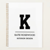 Minimalistische zwart-wit moderne monogram hoes-ma planner (Voorkant)