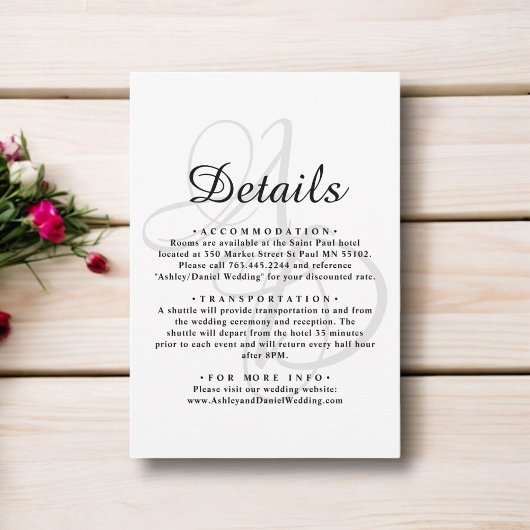 Minimalistische zwart-wit monogram chique bruiloft informatiekaartje