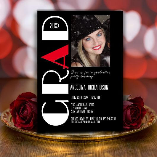 Minimalistische zwart wit rood afstuderen foto aankondiging