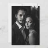 Minimalistische zwart wit verticale namen foto save the date (Achterkant)