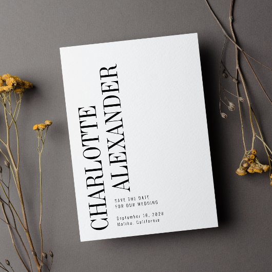 Minimalistische zwart wit verticale namen foto save the date