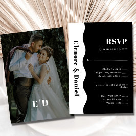 Minimalistische zwart-wit zijgolf foto bruiloft RSVP kaartje