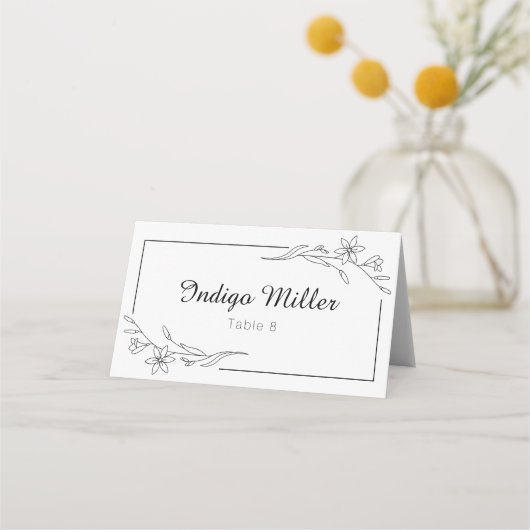 Minimalistische zwart-witte bloemenbruiloft plaatskaartje (Voorkant)
