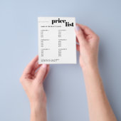 Minimalistische Zwart Witte Krachtige Schoonheidss Flyer (Hand)