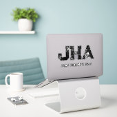 MINIMALISTISCHE ZWARTE DRIELITTERIGE MONOGRAM NAAM STICKER (Laptop op bureau)