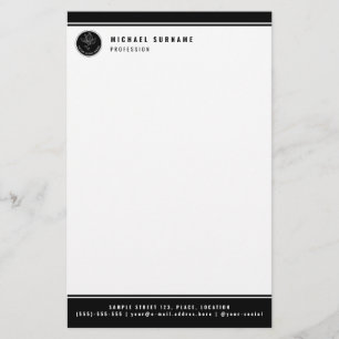 Minimalistische zwarte en witte aangepaste logo en briefpapier