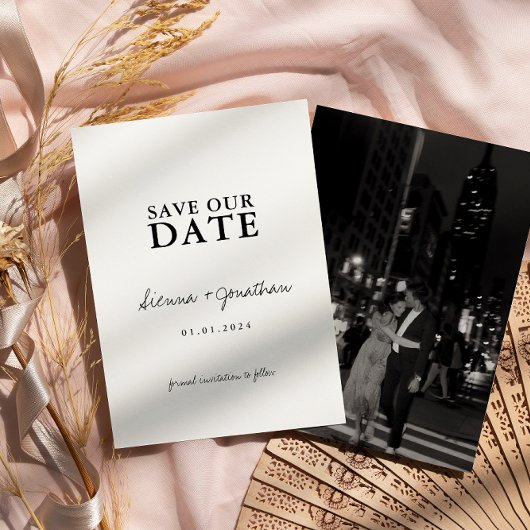 Minimalistische Zwarte en Witte Bruiloft Save The Date